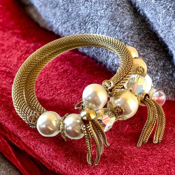 Vintage Gold-tone Bracelet SPRING COIL WRAP Beads Pearls Tassels - Picture 6 of 10